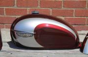 Triumph T160